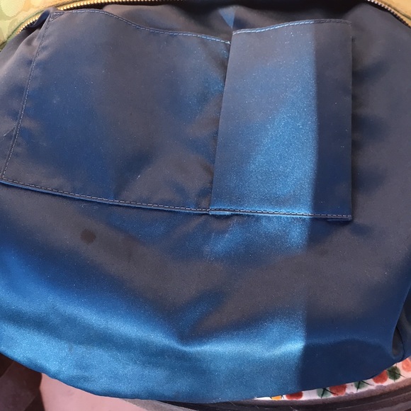 Coach Fabric Leaf Zipper Handbag Gently Used - Picture 5 of 7